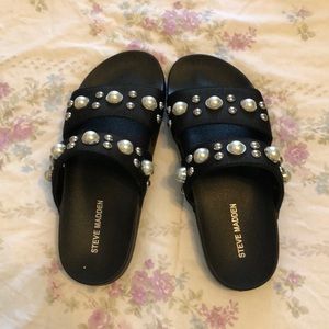 NWOT Steve Madden slides